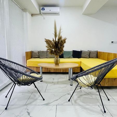 Skopje Boutique Apartments Buitenkant foto