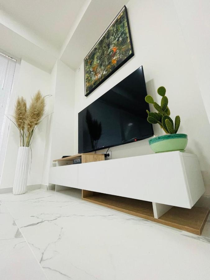 Skopje Boutique Apartments Buitenkant foto
